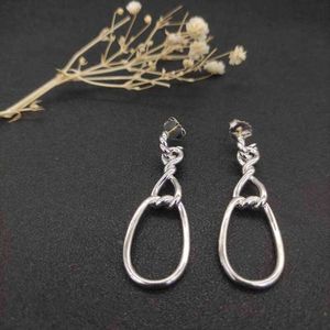 Bague de créateur Dy Luxury Twisted Pearl HeadDY Bijoux de luxe américains Tendance Câble Hoop Boucles d'oreilles en argent sterling pour femmes