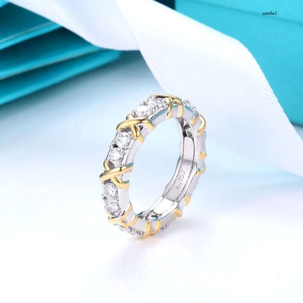 Bague de fiançailles Bagues de fiançailles Bijoux pour femmes Rose Gold Sier Cross Diamond Bague Fashion Jewelrys Designers Taille 5-9 Lady Girls Party Gift2024