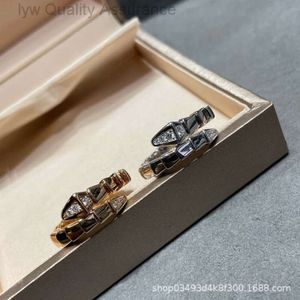Designerring voor vrouw Bulgarie luxe charme slangenring hoogwaardige baojia kop en staart diamant ingelegde lente slangbotring voor paren high-end sieraden
