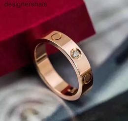 Designer-Ring für Frauen 2024 Titanstahl Liebesband Männer und Ringe für Frau Schmuck Paar Geschenke Größe 5-11