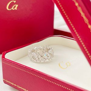 Designer Ring for Women Alphabet Diamond Design Fashion Casual Christmas Gift Sieraden Temperament veelzijdige ringen Szie 6-8 Zeer mooi