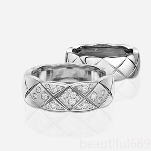 Designer Ring Luxe bandringen voor mannen Women Titanium staal gegraveerde letterpatroon Liefhebbers Sieraden Vele toepassingen