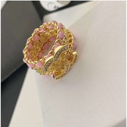 Anneau de créateur Luxury Brand Lettres Anneaux Gold plaqué en cuivre Copper Open Bands Anneau Crystal Ring pour femmes