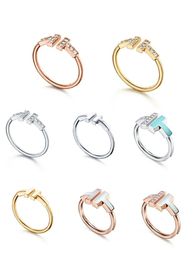 Bague de créateur Plaquée Bague de mariage pour hommes et femmes Bague en diamant en titane Sier Rose Gold Anniversaire Cadeau de Noël avec boîte