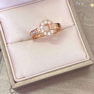 Bague de créateur San Ye Cao Ti Jin Shi Lai Yun Pleine Diamant Cuivre Bague Femme Nouvel Index Plein Ciel Étoile Ami Bijoux Coffrets Cadeaux Gratuits