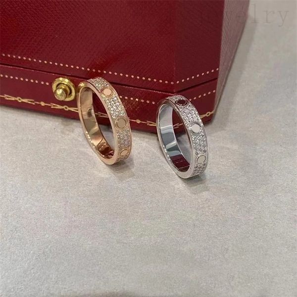 Anillo de diseñador Alianza de bodas para hombre Amantes de circón clásico Acero de titanio Moda femenina Bague Accesorios vintage Tornillo Mujeres de lujo Anillos chapados en oro ZB019 F4