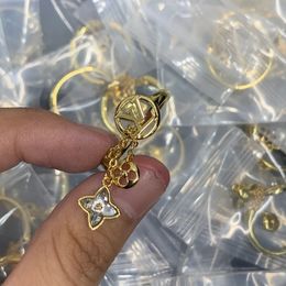 Anillo de diseñador Ring Gold Gold Ring Luxury Exquisito V-Gold Joyas Damas Rings de compromiso de boda para mujeres Anniversary