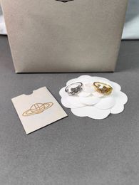 Diseñador Ring Women's Love Sign Ring Ring Gemstone Saturno Jewelry Pareja Amante Anillo de oro plateado con caja