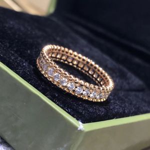 Bagues de créateurs pour femmes Luxe Mode Classique Bijoux Diamant Bague 18K Argent Plaqué Cadeau Mariage Rose Or Bague de Fiançailles Couple Premium