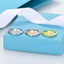 Anneaux de créateurs nouveaux anneaux de saule diamant femelle cuivre blanche plaqué 18k rose or simple mode à trois petal anneau