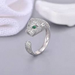 Anillos de diseñador Anillo abierto Moda Incrustación completa Cubic Zircon Ojo verde Leopardo Forma de cabeza Anillos para mujeres Joyería Regalos de mujeres O1x4 #