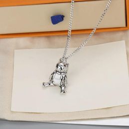 Designer Robot Pendant Colliers de haute qualité bijoux en acier inoxydable Gol Bijoux Collier astronaute Pullaire Chaîne Femme Men Bijoux Gift 007