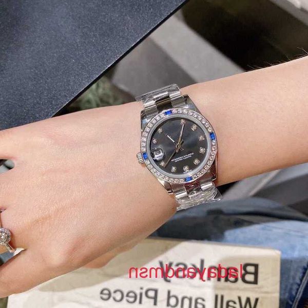 Designer Watch mécanique de concepteur Log de quartz classique Womens Regardez le nouveau tempérament Color de couleur élégante Calendrier de diamant 31 mm Fine Areau étanche avec Boîte-cadeau 894F