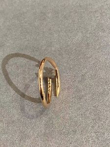 Ontwerper roségouden ring dunne nagel diamanten ring van topkwaliteit voor vrouw man galvaniseren klassiek premium met doos