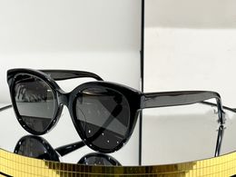 Designer ronde zonnebril Zwarte zonnebril voor dames Topkwaliteit Originele beroemde Klassieke retro luxe lenzenvloeistof mode zonnebril Anti-UV400 5414 met dooskanalen