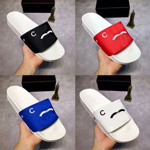 Zapatillas de goma de diseñador Hombres Mujeres Sandalias de plataforma Suela gruesa Color caramelo Tobogán de goma Chanclas clásicas de playa de verano con caja