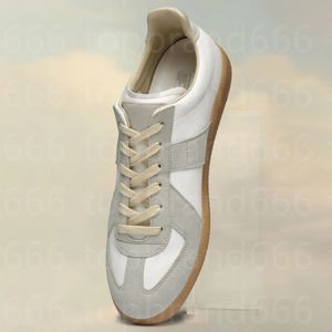 Designer run mousse Runner Trainer Basketball Sports Outdoor Shoe Margiela Running Shoes Replicat Sneaker Suede Womans Mens