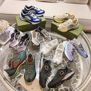 Designer Run Sneakers Femmes Hommes Mesh Breath Daim Cuir Sporting Casual Chaussures Sole Outdoor Formateurs Chaussures de course 3.20 11