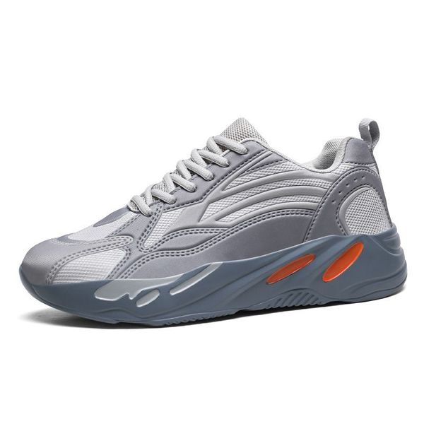 Chaussures de course de créateurs pour hommes basketball Nouveaux chaussures pour hommes à l'automne basse top épais semelle papa chaussures de sport coréenes de mode coréenne