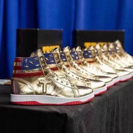 Chaussures de running de créateurs baskets de chaussures de chaussures The Never Adrender High-tops Ts Gold Men personnalisés extérieur Comfort Sport à lacets tendance t Trump Sneakers Run Shoe F01