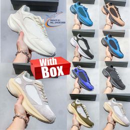 Chaussures de course de créateurs Baskets Casual Hommes Femmes Chaussures Chaussures de sport Runner Classics Noir Blanc Bleu Alpinisme Chaussures de course en plein air ya heichi good