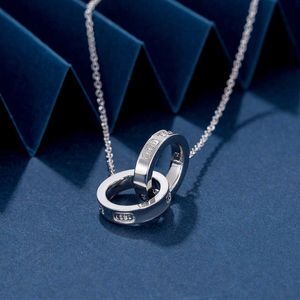 Merk Dubbele ring ketting van designer 1837 Lichte luxe eenvoudige gouden plating modieuze charme hanger dames geavanceerde sleutelbeen keten k059