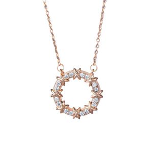 Het merk Merk Mode Circle ketting Men en vrouwen Rose Gold Light Luxe Wind tweekleurige X-vormige diamant hanger sleutelbeenketen voor meisjes TVO1