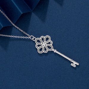 Merk goudplateren van de ontwerper Chinese knoopsleutel ketting eenvoudige en luxe volledige diamant elegante trui ketting o4ty