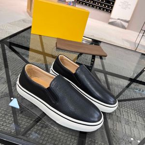 Het formele pak van de ontwerper Tod Leather Shoes Cover S Soft Suede Business Men's Wedding Party Casual Shoes Fashion Walking Sneakers