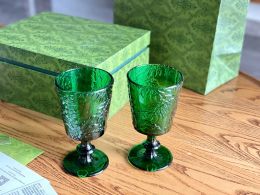 Le créateur de style français de style français tropical relief en verre rétro haut à pattes, verre à vin rouge à pattes hautes, jus de verre vert en verre vert, 2 pièces