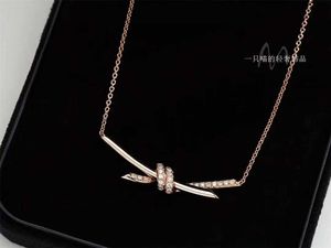 Designer's Knot Diamond Necklace Rose Gold Light Luxe Nieuw merk Kraagketen Girl Gift
