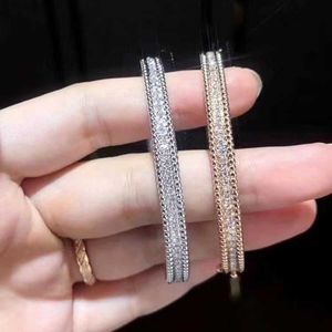 Het nieuwste merk van Classic V Gold van de ontwerper Dik vergulde 18K smalle een enkele rij diamant armband volledige Sky Star One Female