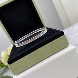 Het nieuwste merk van One Row Diamond armband van designer 925 Sterling Silver Compated 18K goud met kralen rand enkel handstuk voor vrouwen