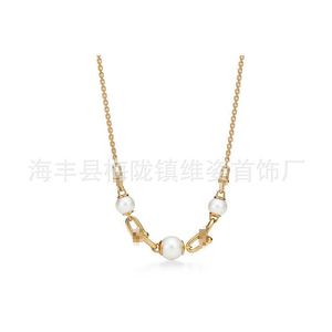 Designer's Light Luxury Brand 925 Silver 18K Gold Golde Horseshoe Buckle U-vormige parels ketting Tie Home Instagram Populaire modekraagketen