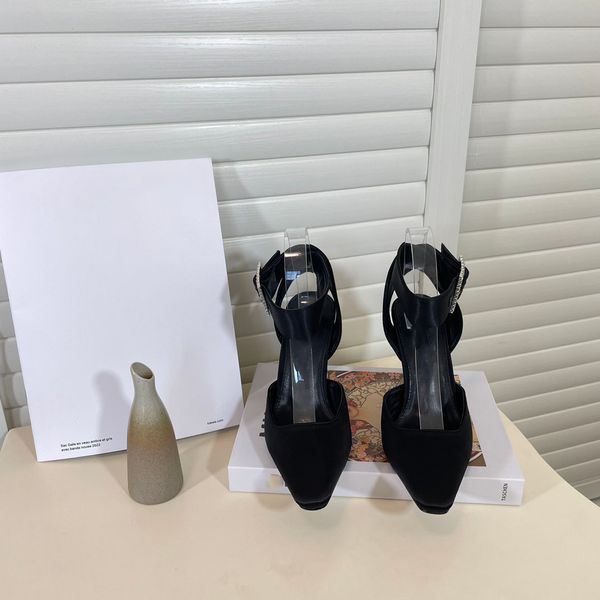 Nuevas sandalias de tacón alto de diseñador Sandalias de cuero con punta satinada a la moda Zapatos de fiesta de boda con temperamento para mujer