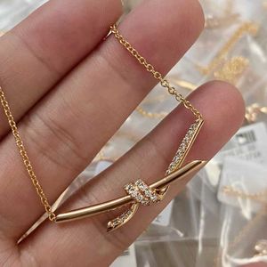 Sterling Silver Silver S925Knot Knot Ketting Handset Half Diamond Smooth 18K Rose Gold High Version Collar Chain Live Broadcast