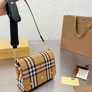 Diseñador S Bolsos de mujer Bolsas East Gate Plaid Canvas Sobre Bolsa de cuero Estilo británico Interior de gran capacidad para mujer Versátil Bolso de mensajero de un hombro Pochette