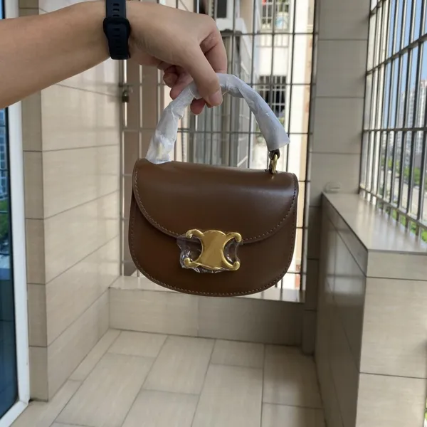 Sac à main à bandoulière de styliste CLINE pour femmes, Mini portefeuille en cuir Semi-rond, sac à bandoulière de luxe à la mode