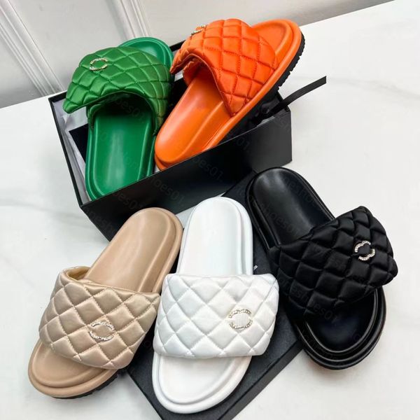 Diseñador Sandalia Plataforma de doble canal Zapatilla Mujer Tacón plano Deslizadores de cuero acolchados Mocasín Pan Playa Sandale Top Hombre Slide Flip Flop Zapato de lujo al aire libre