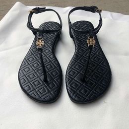 Designer sandal sandales sandales femme à semelle plate d'été