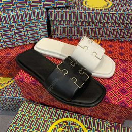 Sandalia de diseñador zapatillas de lujo zapatillas de cuero genuino para mujeres cómodas sandalias de playa de una línea de cabello
