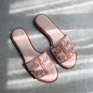 Designer Sandal Slippers Womens Slippers Nouvelles femmes coréennes édition polyvalente