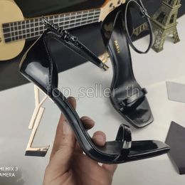 Sandales de styliste pour femmes, escarpins à bande étroite, diapositives d'été Stiletto, chaussures de luxe en cuir, chaussures de fête de mariage, de marque