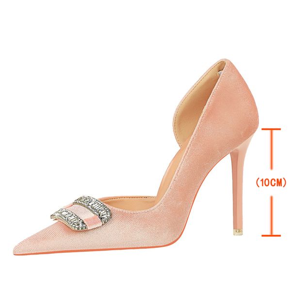 Banquet de sandales de designer talons hauts 10 cm Femmes Suede épaisse bouche peu profonde Points pointus côté creux de la boucle de talon super femme avec boîte à chaussures avec boîte à chaussures