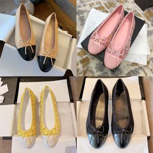 Sandales de créateurs Ballerines classiques Slingback Sandal Chaussures de pêcheur Espadilles Femmes Chaussures de soirée Talons épais Lettre Bow Ballerine Pompes nues Taille 35-41