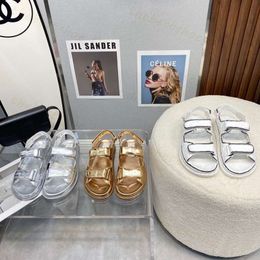 Designer sandalen papa sandalen dames kristal kalfsleer lederen pantoffels gewatteerde vrijetijdsschoenen canvas fluwelen pantoffels strandslippers slippers