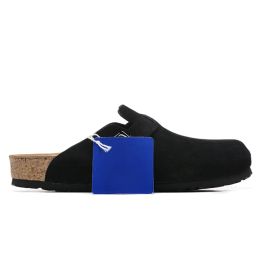 Luxe ontwerpers Sandalen mode Letter Sandale Kamer Zwembad Kussen buiten reizen Modieus Gemakkelijk te dragen Stijl Slippers Zwart Wit Zomer Strand Slippers maat 35-47