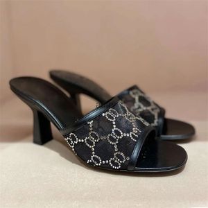 Designer sandalen modieuze dunne gaas strass geruite damessandalen 7,5 cm hoge hakken dames nieuwe en luxe modeslippers