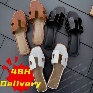 Designer Sandalen Voor Dames Glijbaan Luxe Platte Slippers Zomer Strand Sandaal Klassieke Rubberen Glijbanen Suède Lederen Slippers Buiten Casual Dames Slippers