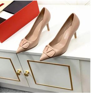 Sandalias de diseñador Tacones altos de cuero genuino para mujeres zapatos de 6 cm 8 cm 10 cm Summer Luxury Flat Slides Ladies Beach Sandal Fiest Wedding Oran Zapatos V034776